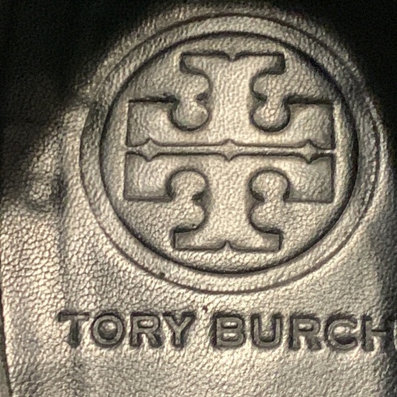 Tory Burch Black Gold Logo Leather Flats Sz 8 - Picture 4 of 9